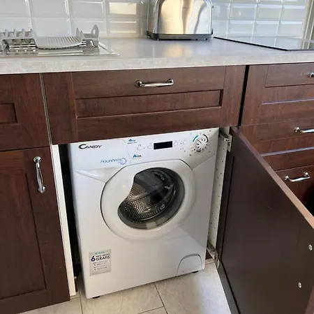 Joli Tres Clair A Proximite Pour 3 Personnes * La Londe-les-Maures